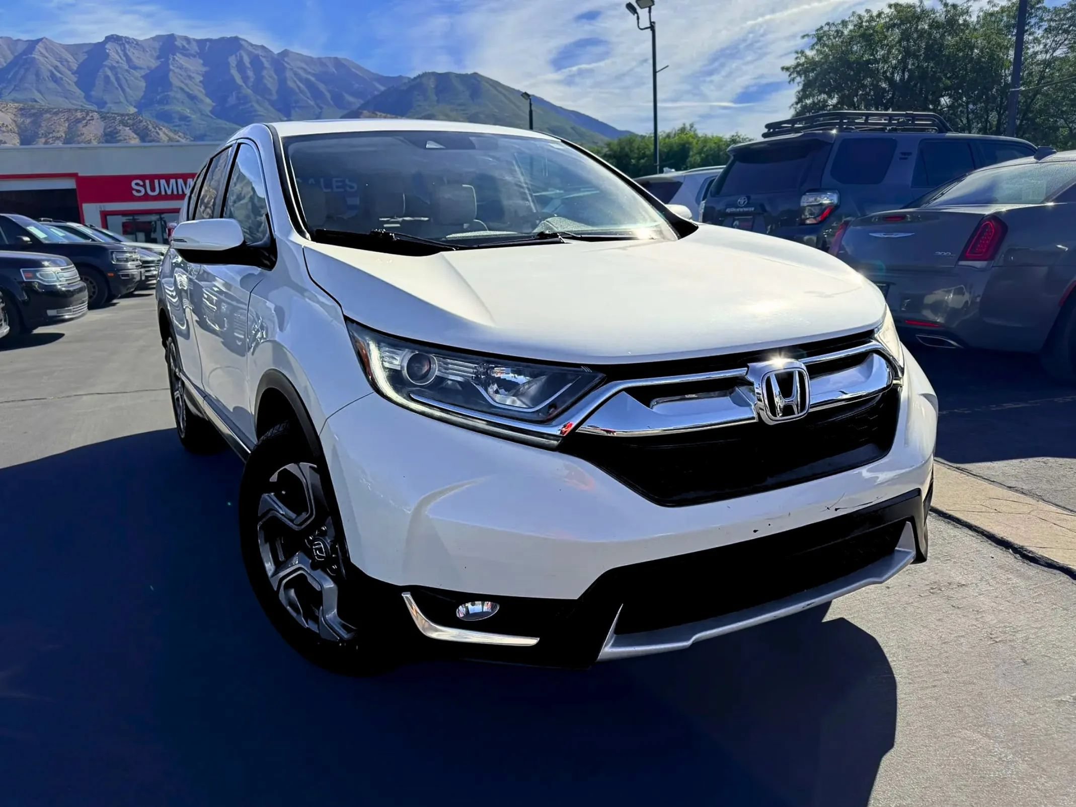Used 2018 Honda CR-V EX image 2