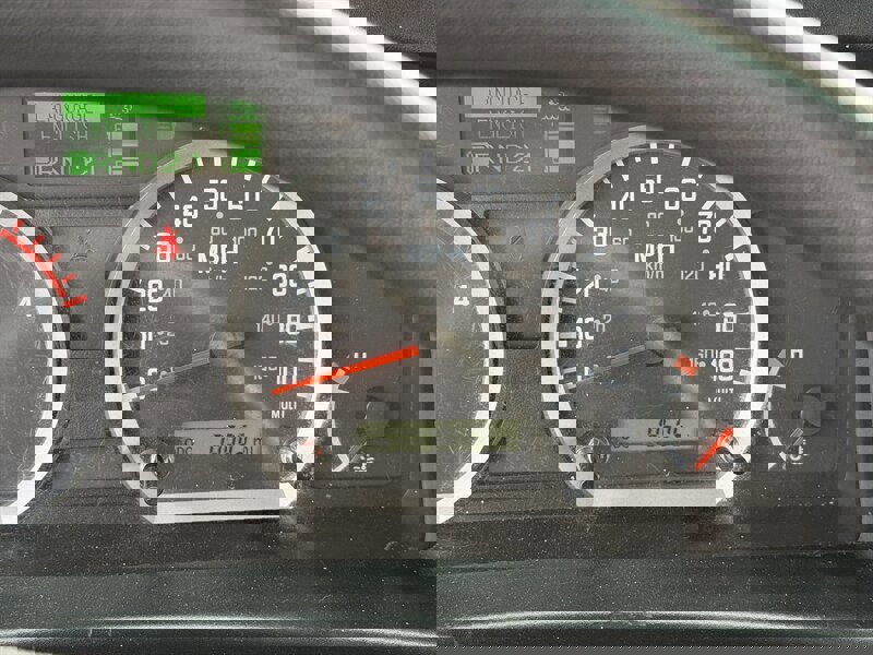 Used 2023 Isuzu NPR image 15