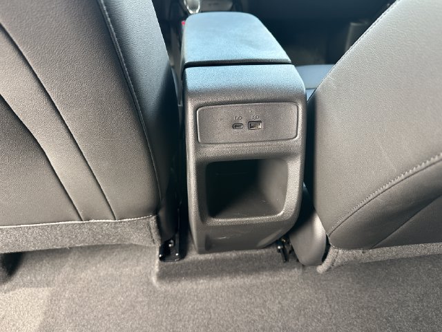 Used 2025 Chevrolet Trax ACTIV w/ Driver Confidence Package FWD image 16