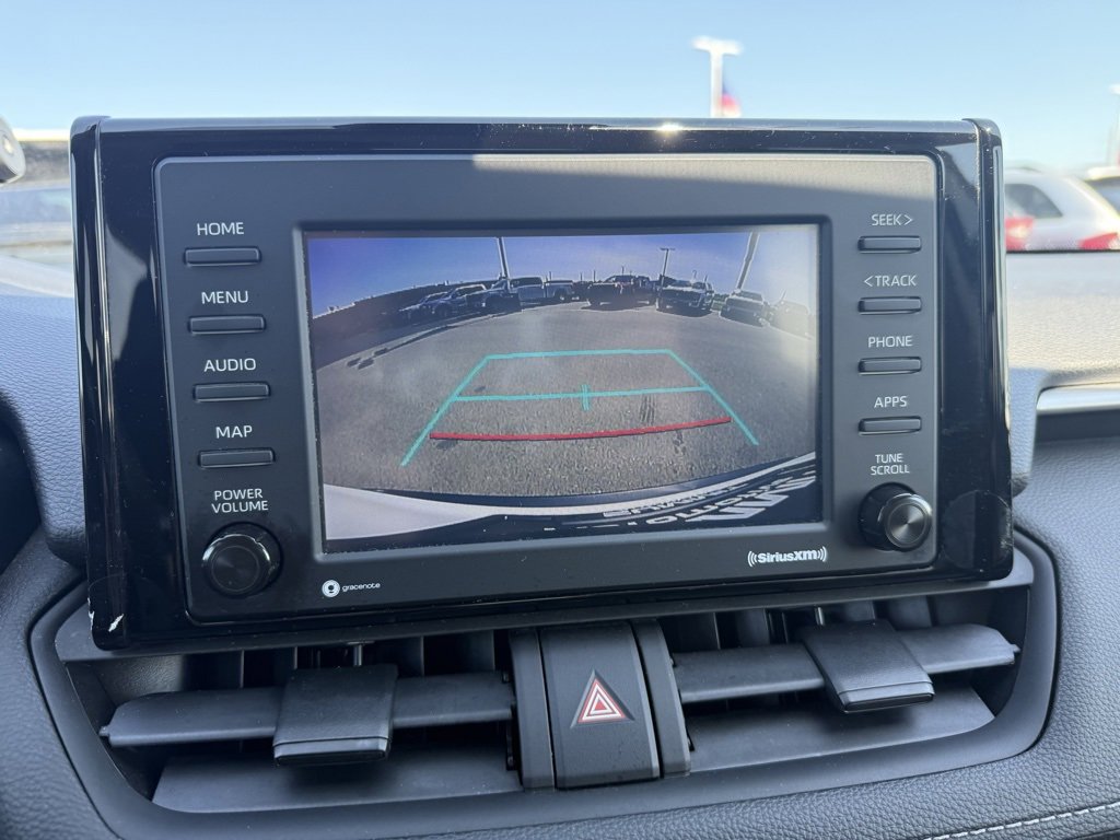 Used 2022 Toyota RAV4 XLE image 17