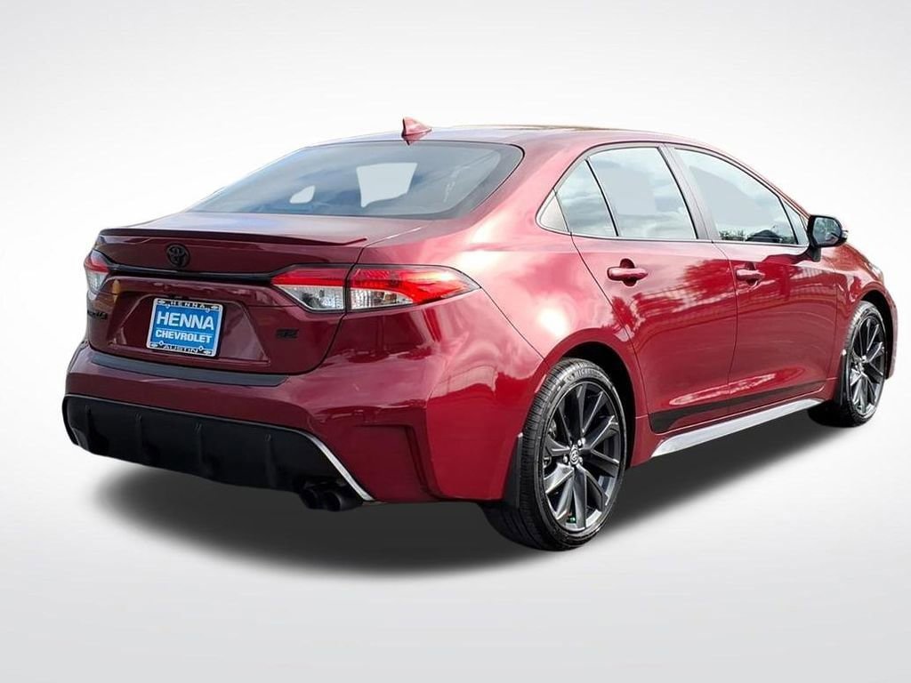 Used 2025 Toyota Corolla SE FWD image 12