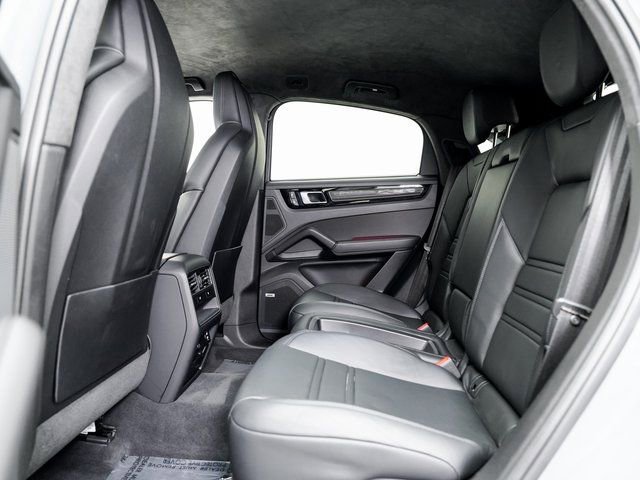 Certified 2022 Porsche Cayenne Turbo GT image 27