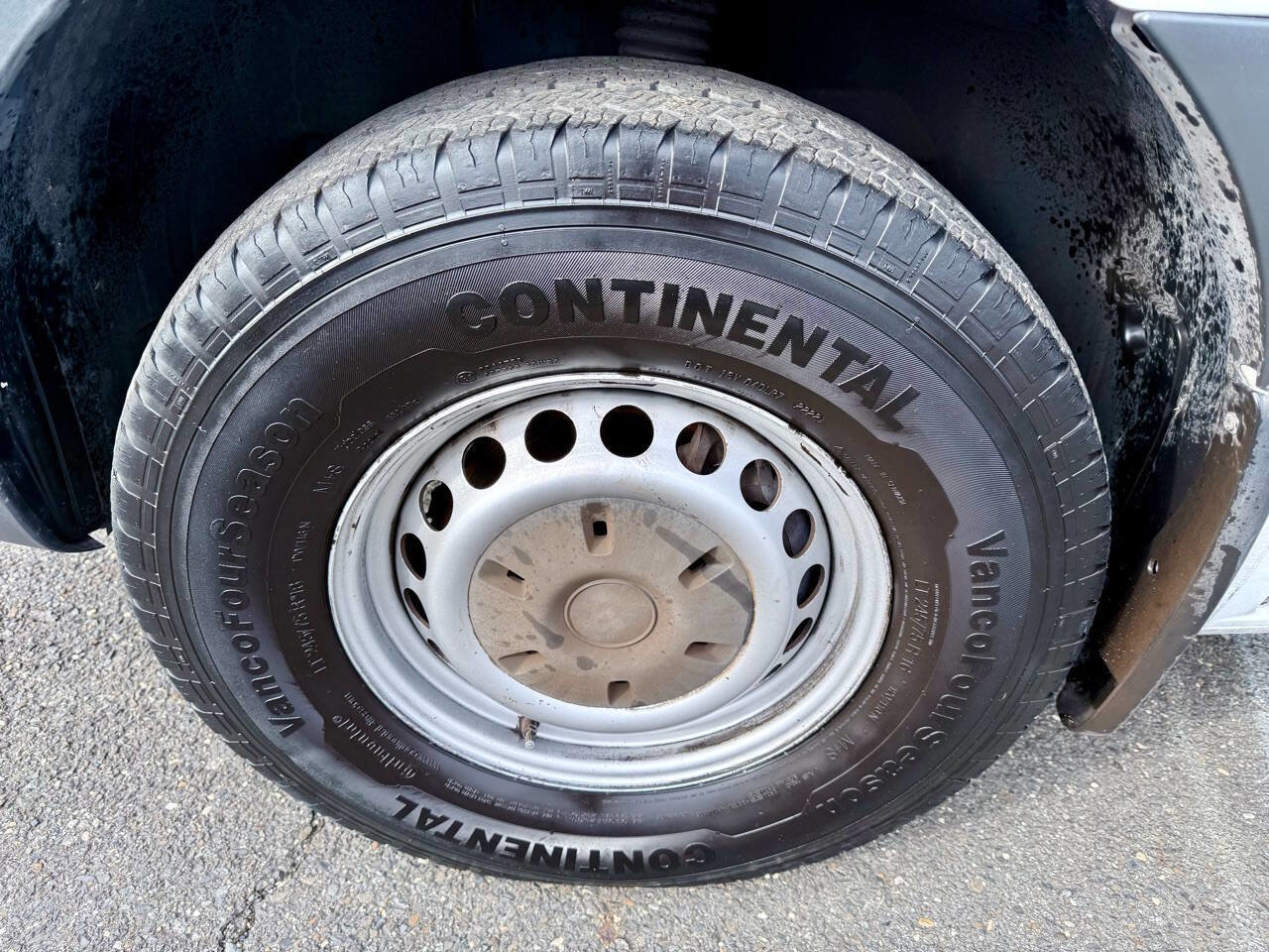 Used 2019 Freightliner Sprinter 2500 image 35