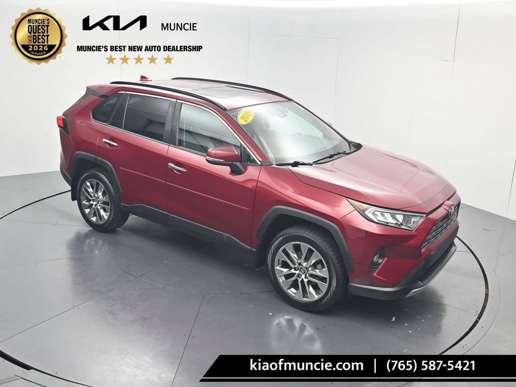 Used 2019 Toyota RAV4 Limited w/ Cold Weather Package AWD/4WD image 49