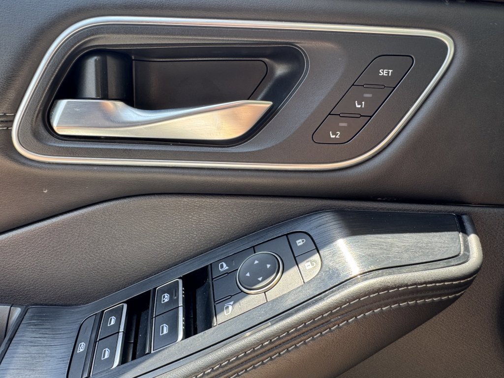 Used 2022 Nissan Rogue Platinum w/ Head-Up Display Package image 33