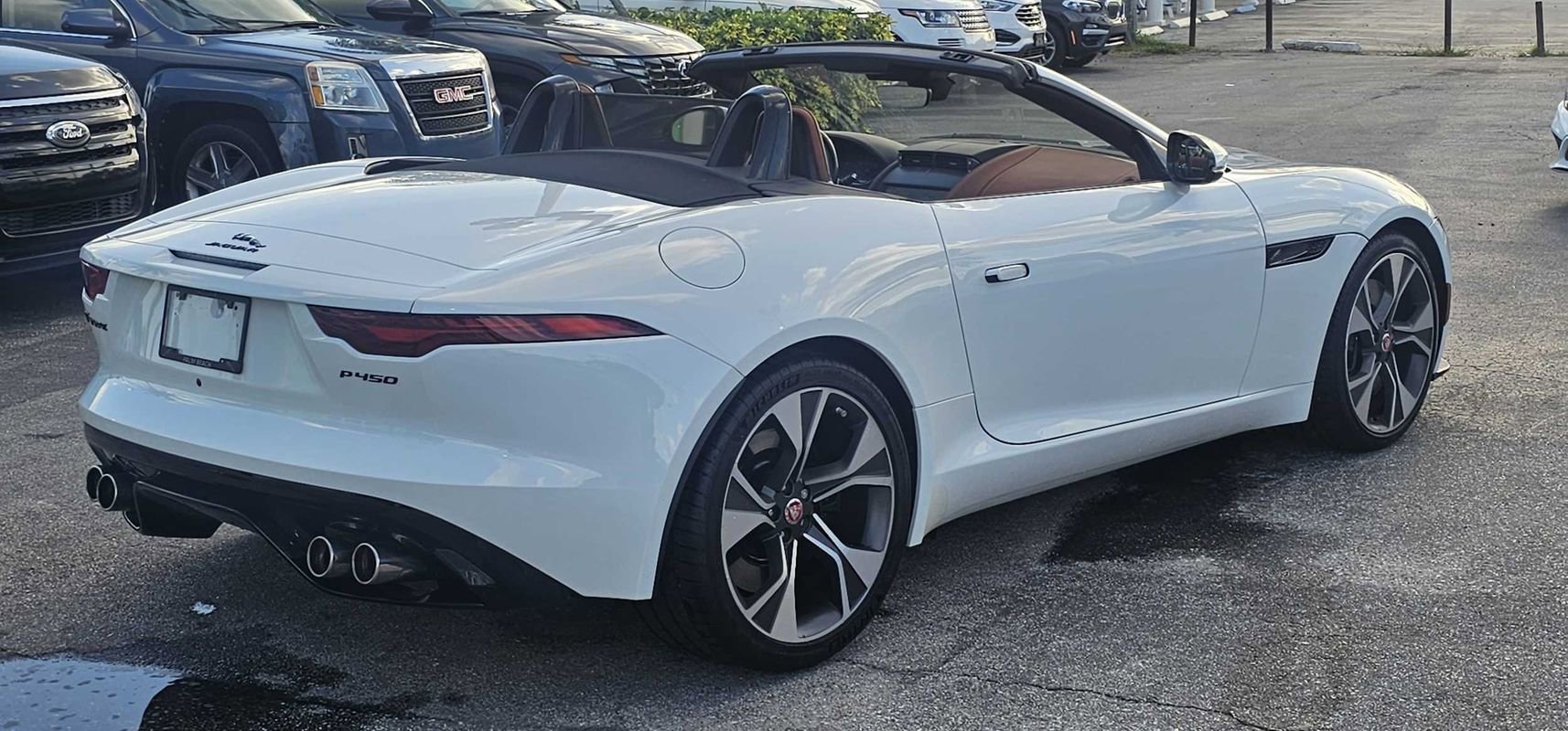Used 2023 Jaguar F-TYPE Convertible image 19