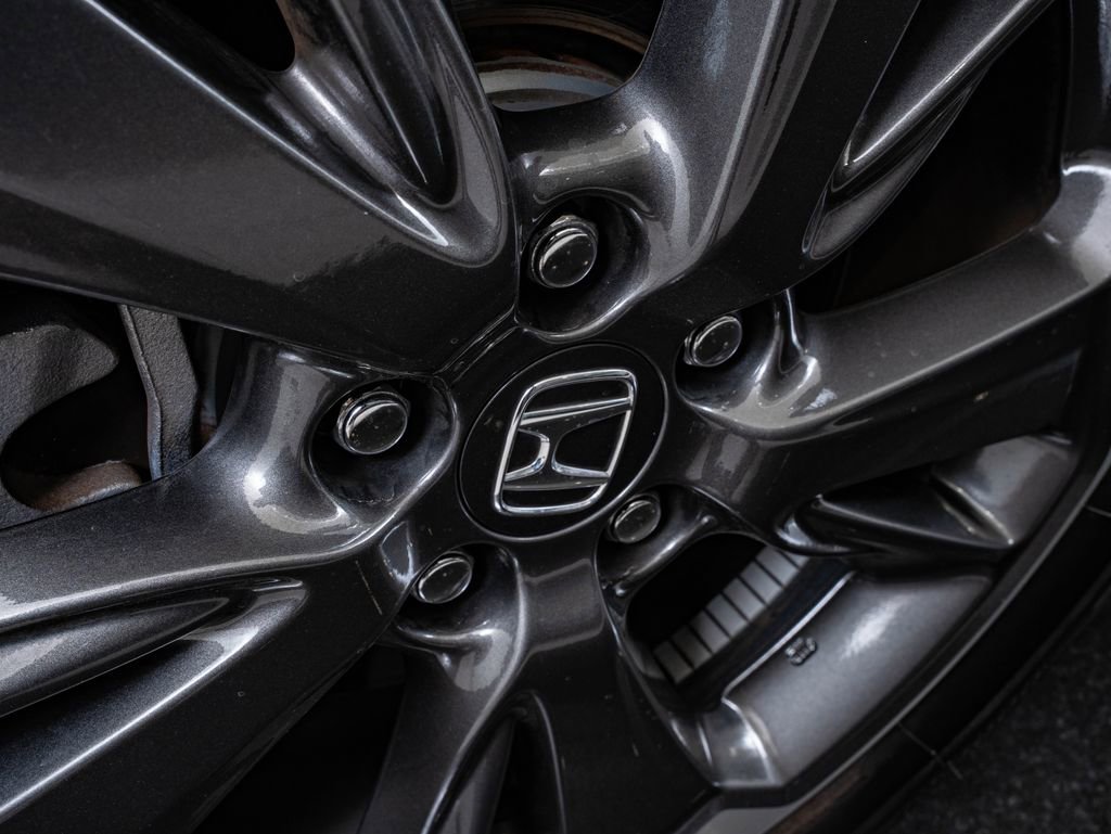 Used 2024 Honda Odyssey Elite image 8