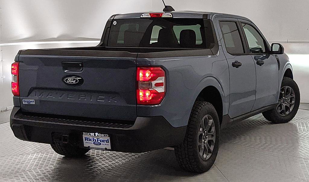 Certified 2025 Ford Maverick XLT w/ Equipment Group 302A AWD/4WD image 3