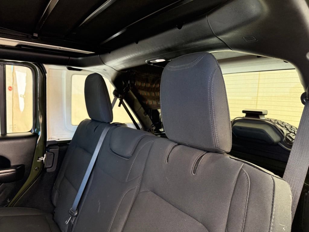 Used 2020 Jeep Wrangler Unlimited Sport S w/ Sun And Sound Package AWD/4WD image 21