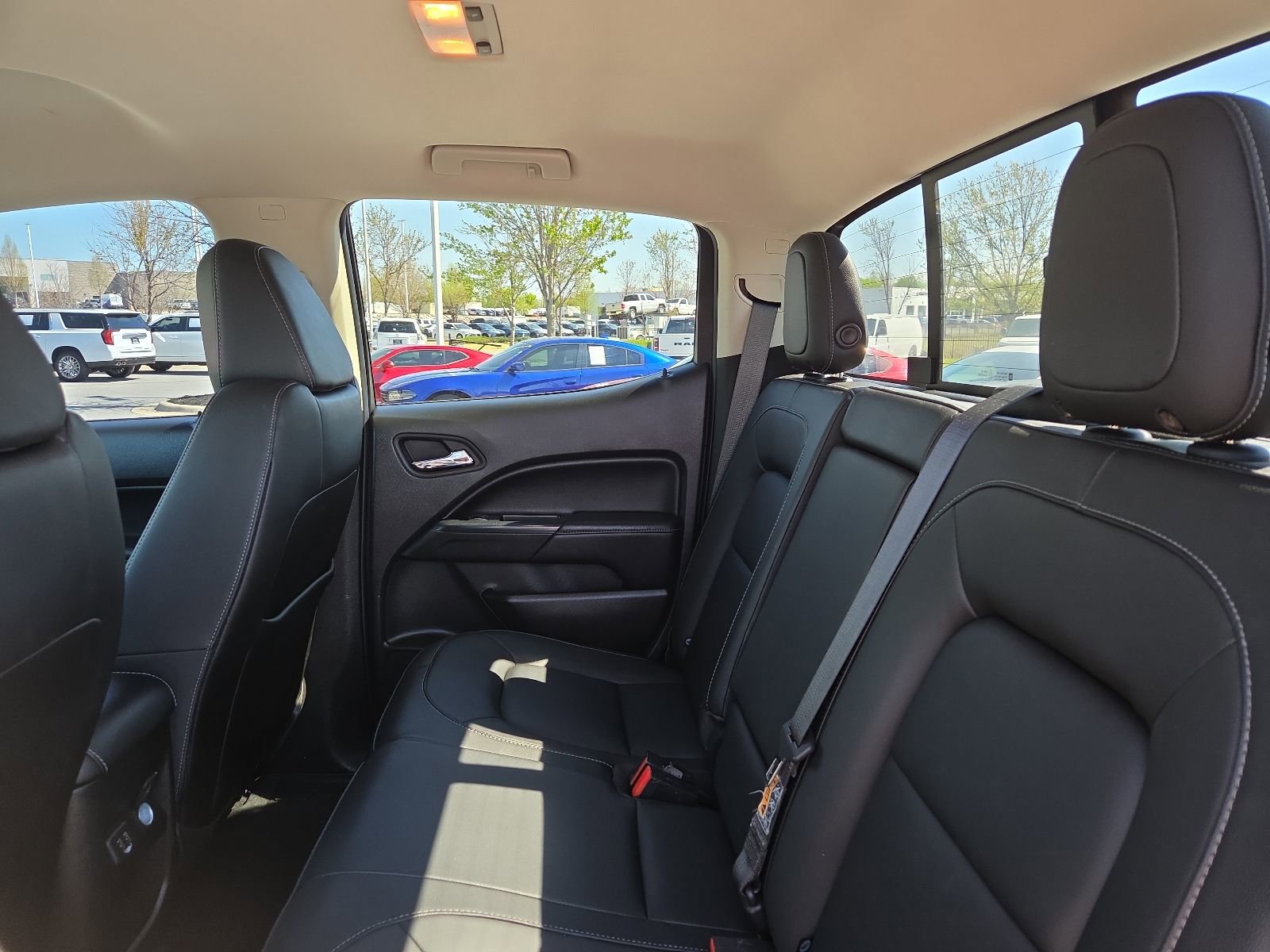 Used 2022 GMC Canyon Elevation w/ Elevation Premium Package image 10