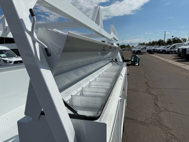 New 2026 Ford F250 XL w/ XL Chrome Package RWD image 11