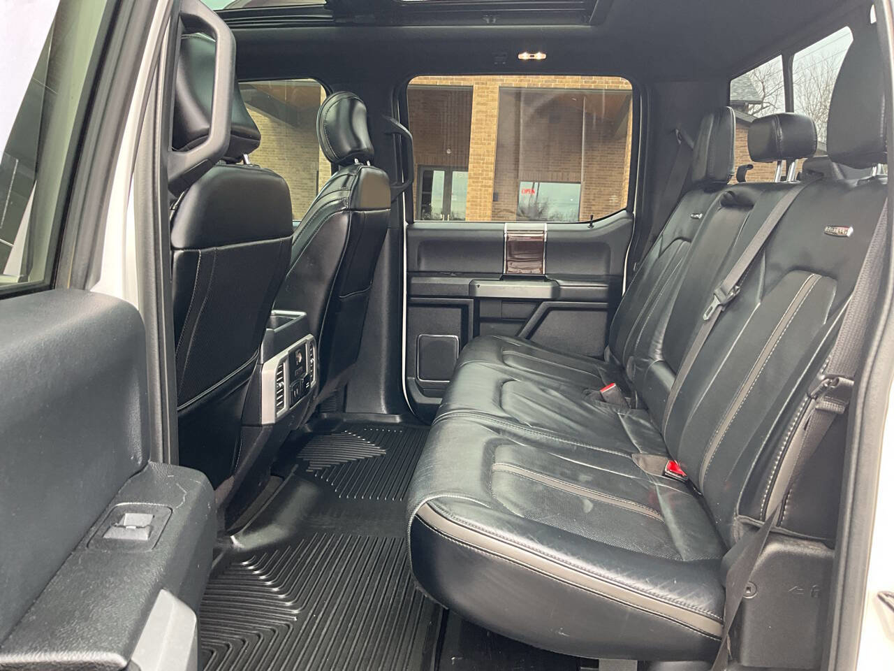Used 2017 Ford F350 Platinum w/ Platinum Ultimate Package image 10