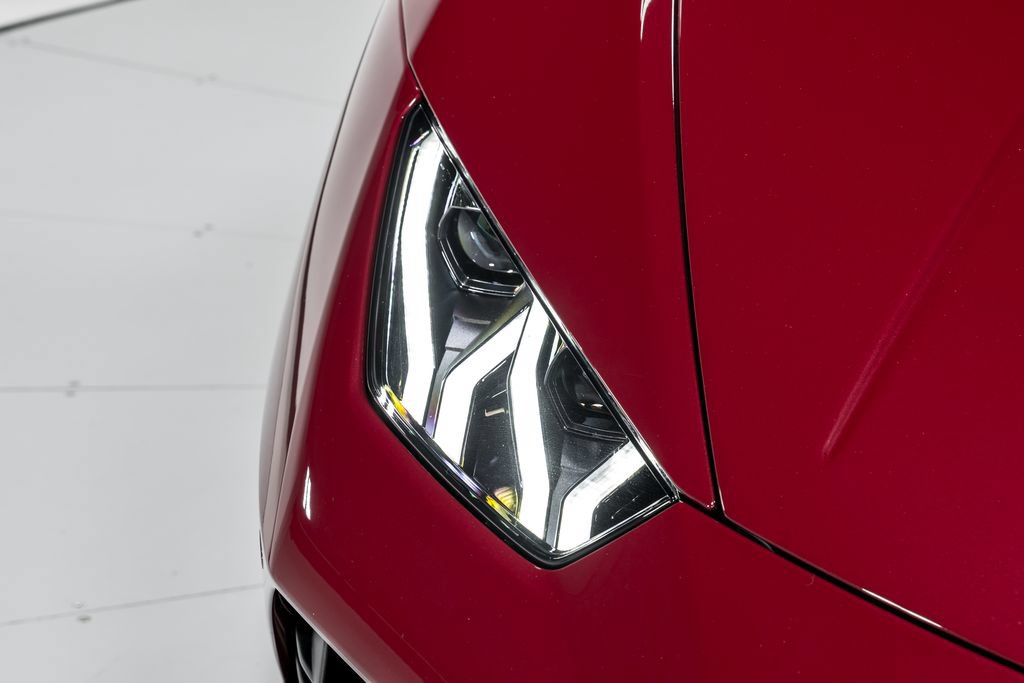 Used 2022 Lamborghini Huracan EVO RWD image 48