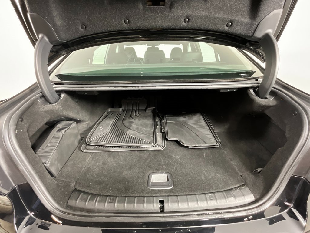 Used 2023 BMW 530e image 27