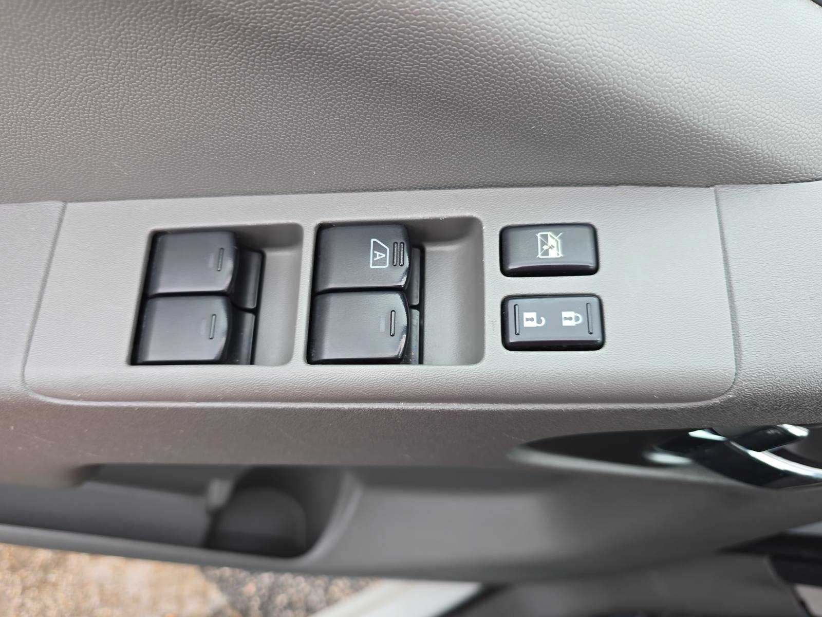 Used 2019 Nissan Frontier SV w/ Value Truck Package RWD image 26