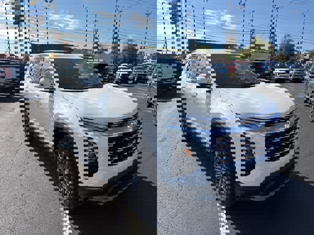 New 2026 Chevrolet Equinox LT