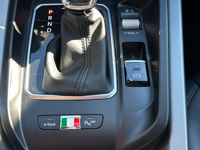 Used 2024 Alfa Romeo Tonale Veloce w/ Active Assist Package AWD/4WD image 33