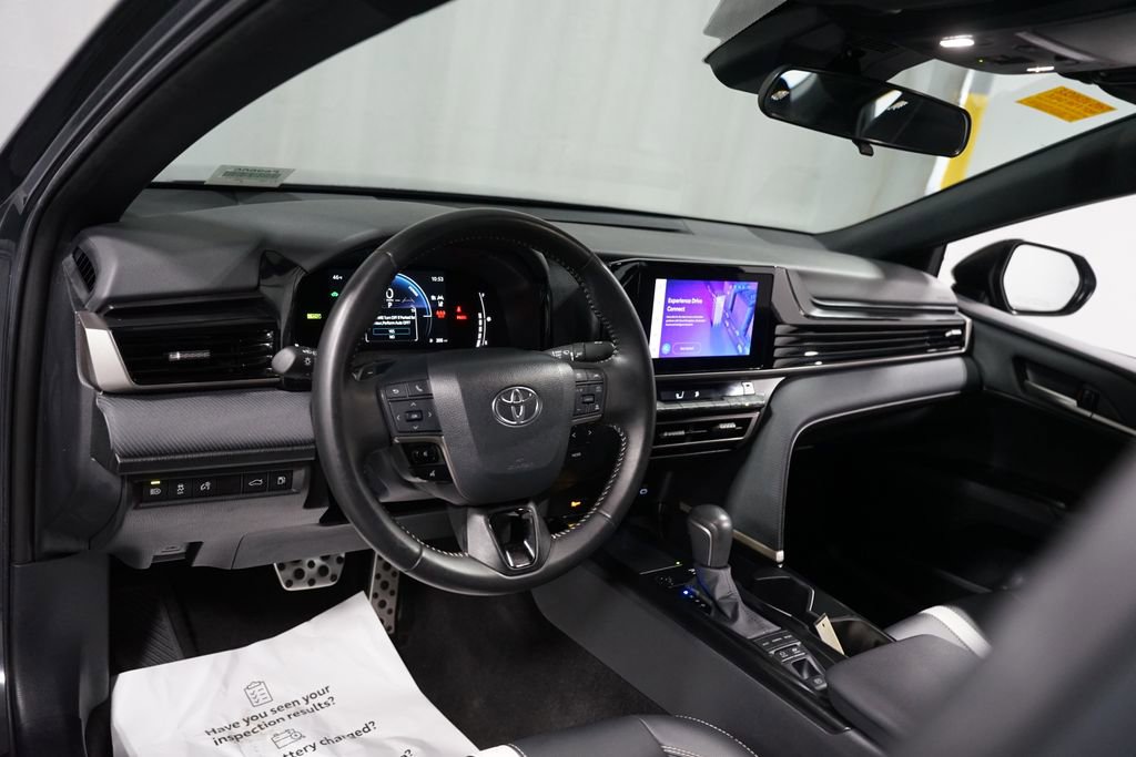 Certified 2025 Toyota Camry SE image 11