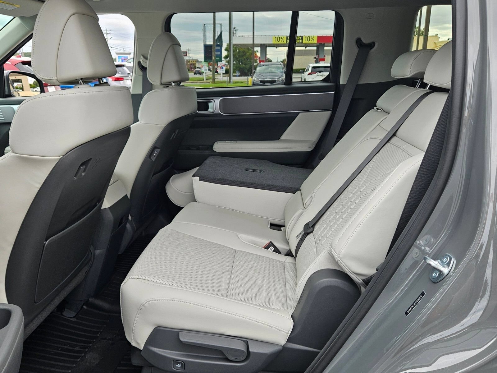 New 2026 Hyundai Santa Fe SEL FWD image 6