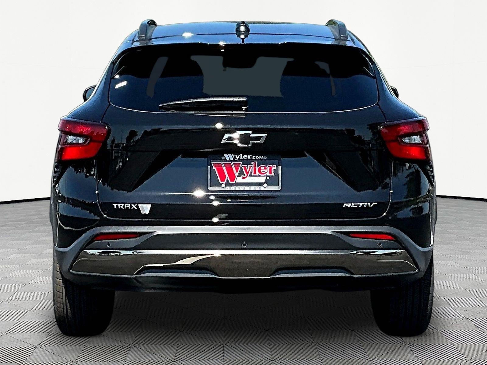 New 2026 Chevrolet Trax ACTIV w/ Driver Confidence Package FWD image 5