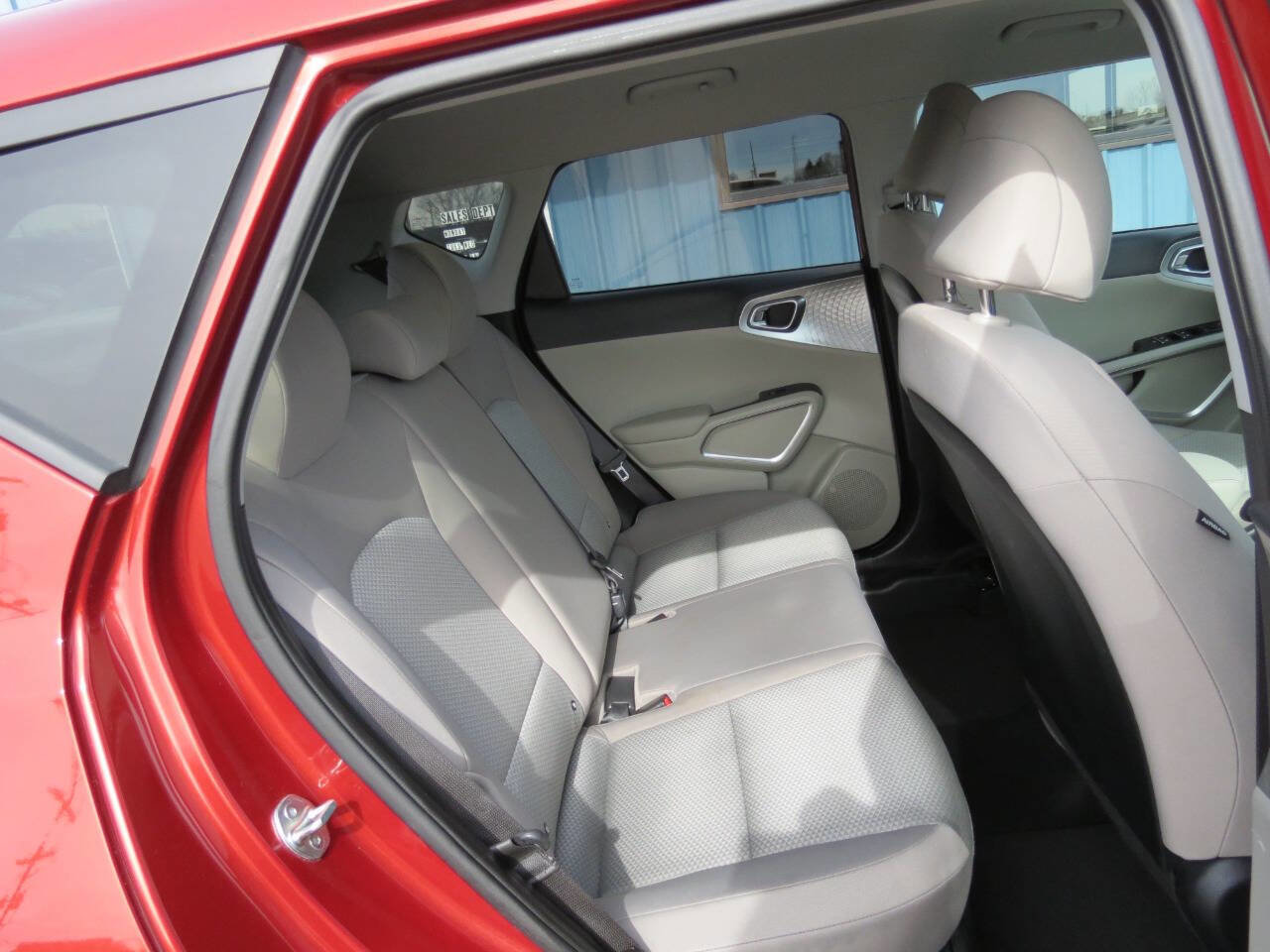 Used 2023 Kia Soul LX w/ LX Technology Package image 27