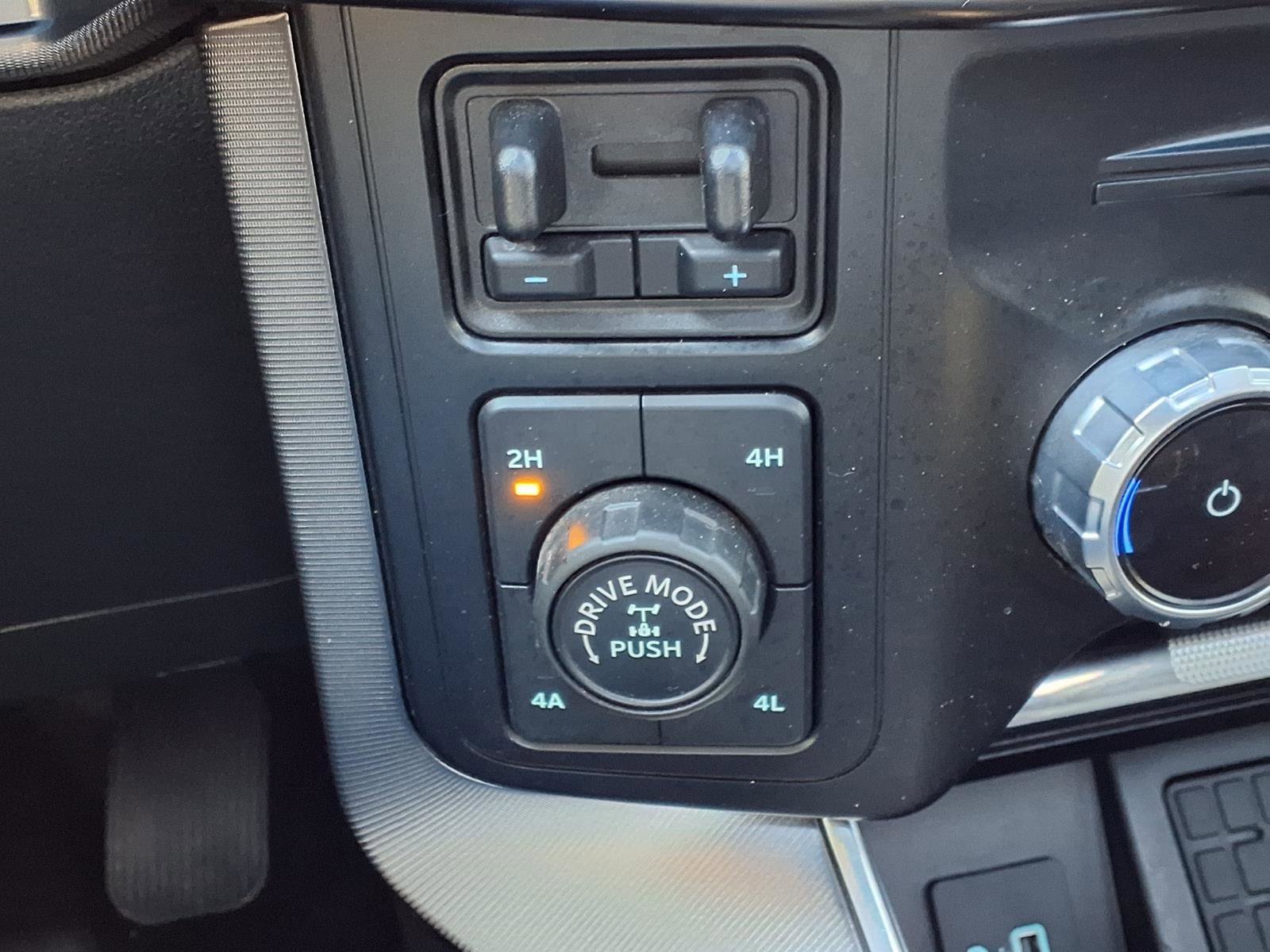 Used 2023 Ford F150 Platinum w/ Equipment Group 701A High image 11