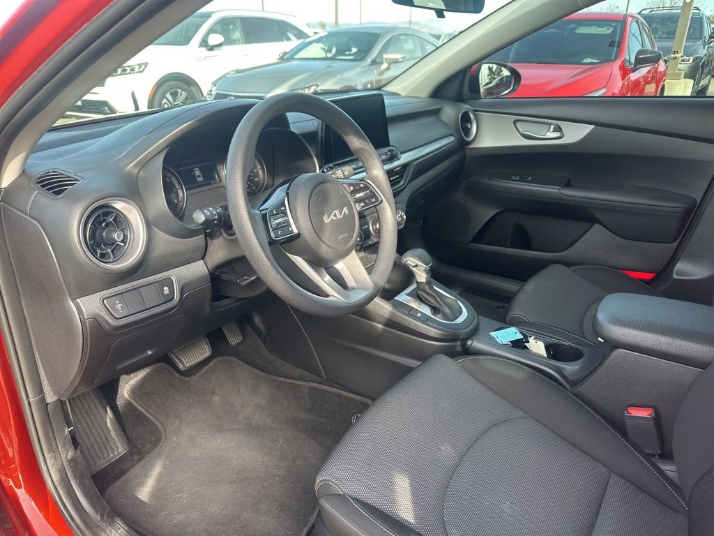 Used 2023 Kia Forte LXS image 8