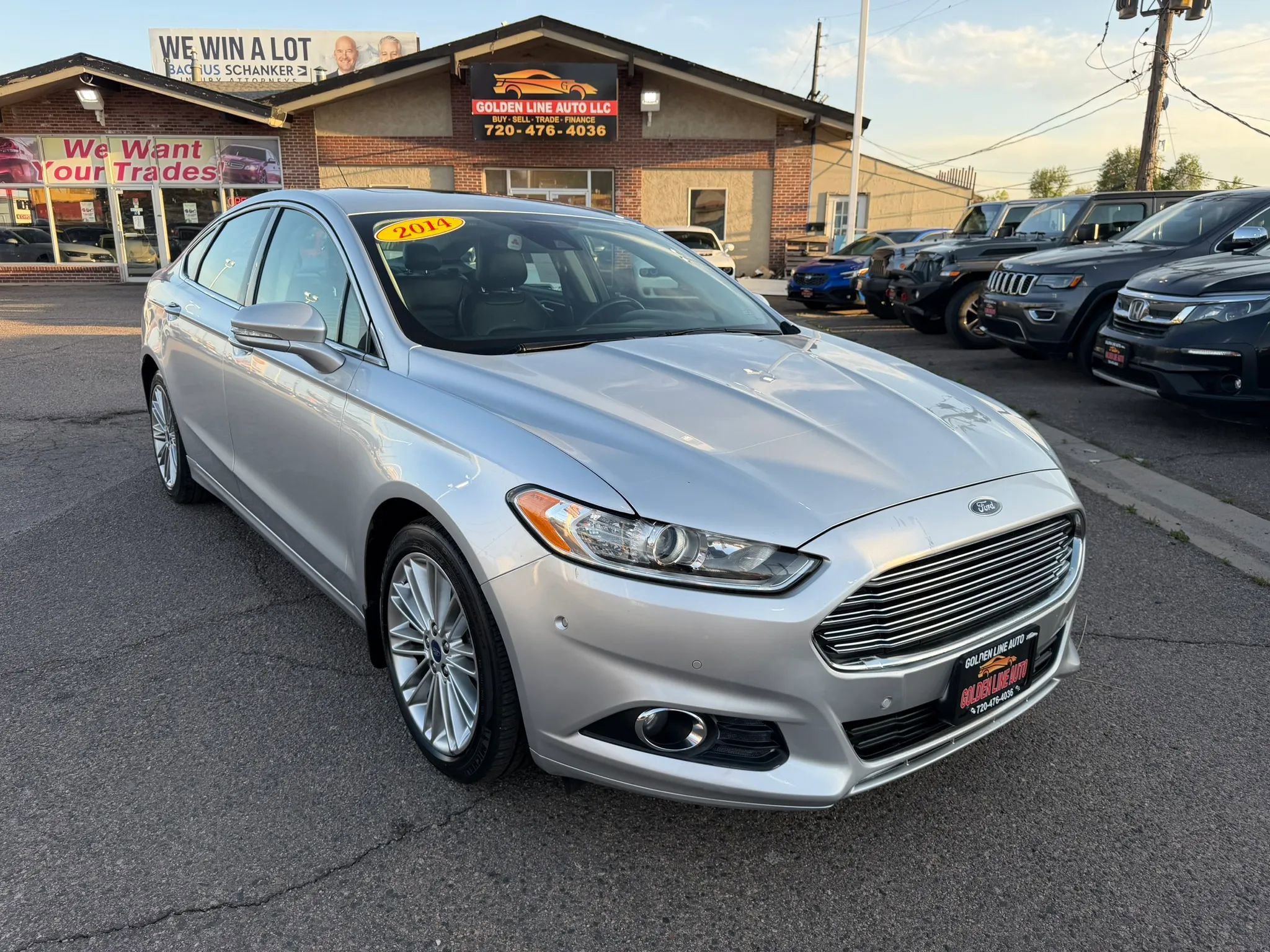 Used 2014 Ford Fusion SE w/ Equipment Group 202A image 2