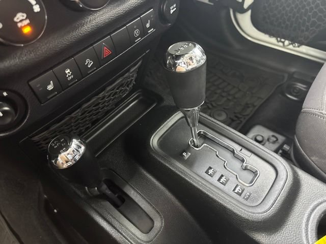 Used 2017 Jeep Wrangler Unlimited Sport AWD/4WD image 17
