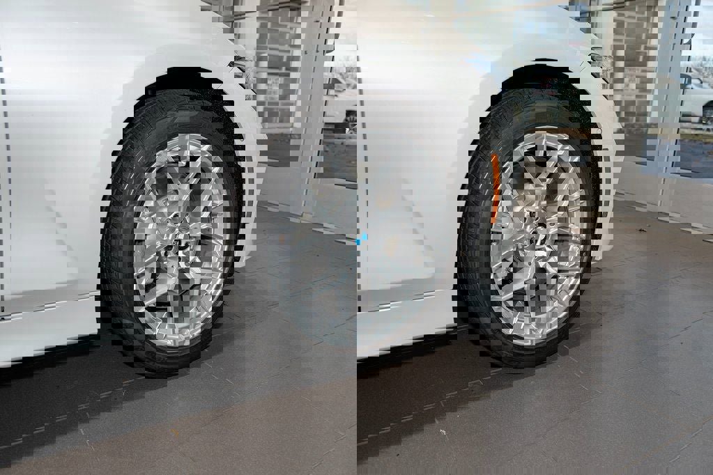 Used 2026 BMW 330i xDrive 330i xDrive w/ Premium Package image 6