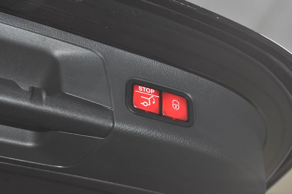 Certified 2025 Mercedes-Benz GLA 250 4MATIC image 28