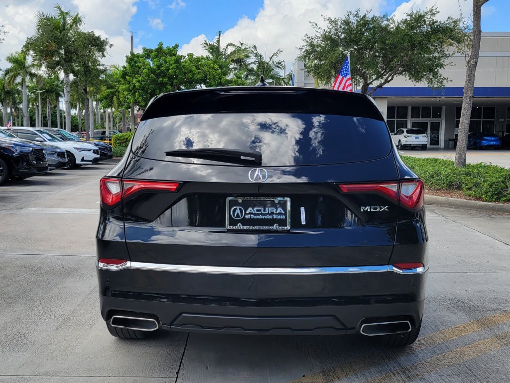 Used 2024 Acura MDX w/ Technology Package FWD image 6