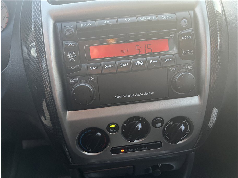 Used 2002 MAZDA Protege5 image 16