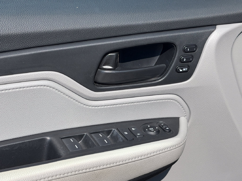 Used 2022 Honda Odyssey EX-L image 16