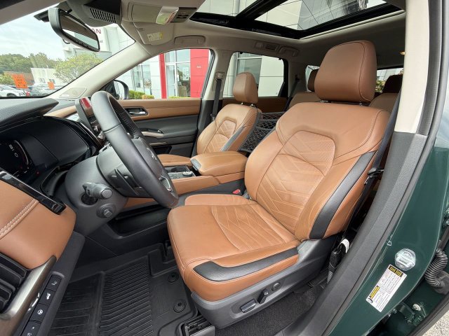 Certified 2022 Nissan Pathfinder Platinum w/ Cargo Package AWD/4WD image 15