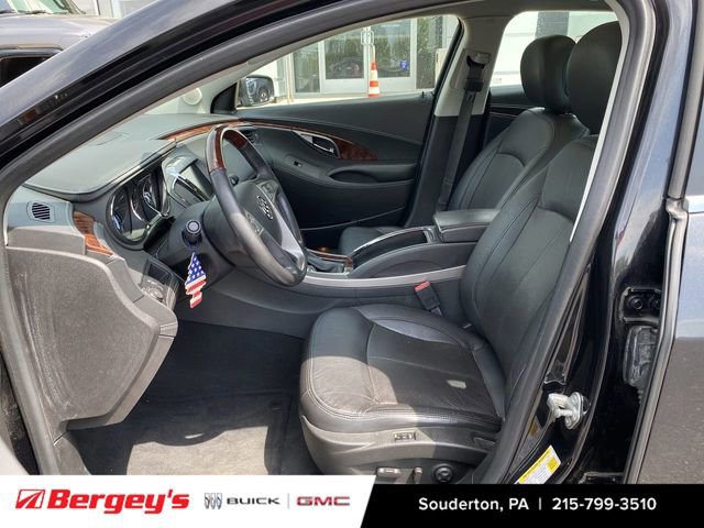 Used 2013 Buick LaCrosse Premium w/ Entertainment Package FWD image 9