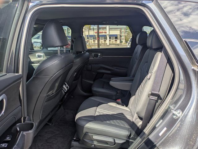 Used 2025 Kia Sorento SX Prestige image 14