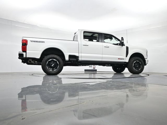 New 2026 Ford F350 Lariat w/ Tremor Off-Road Package AWD/4WD image 32