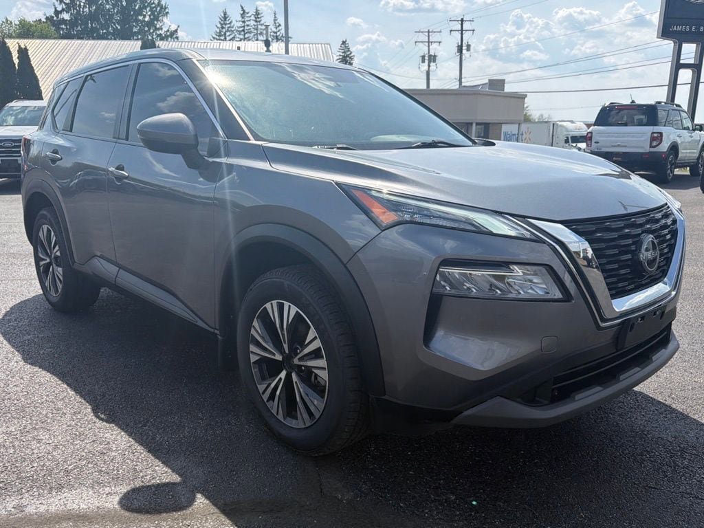 Used 2023 Nissan Rogue SV AWD/4WD image 9
