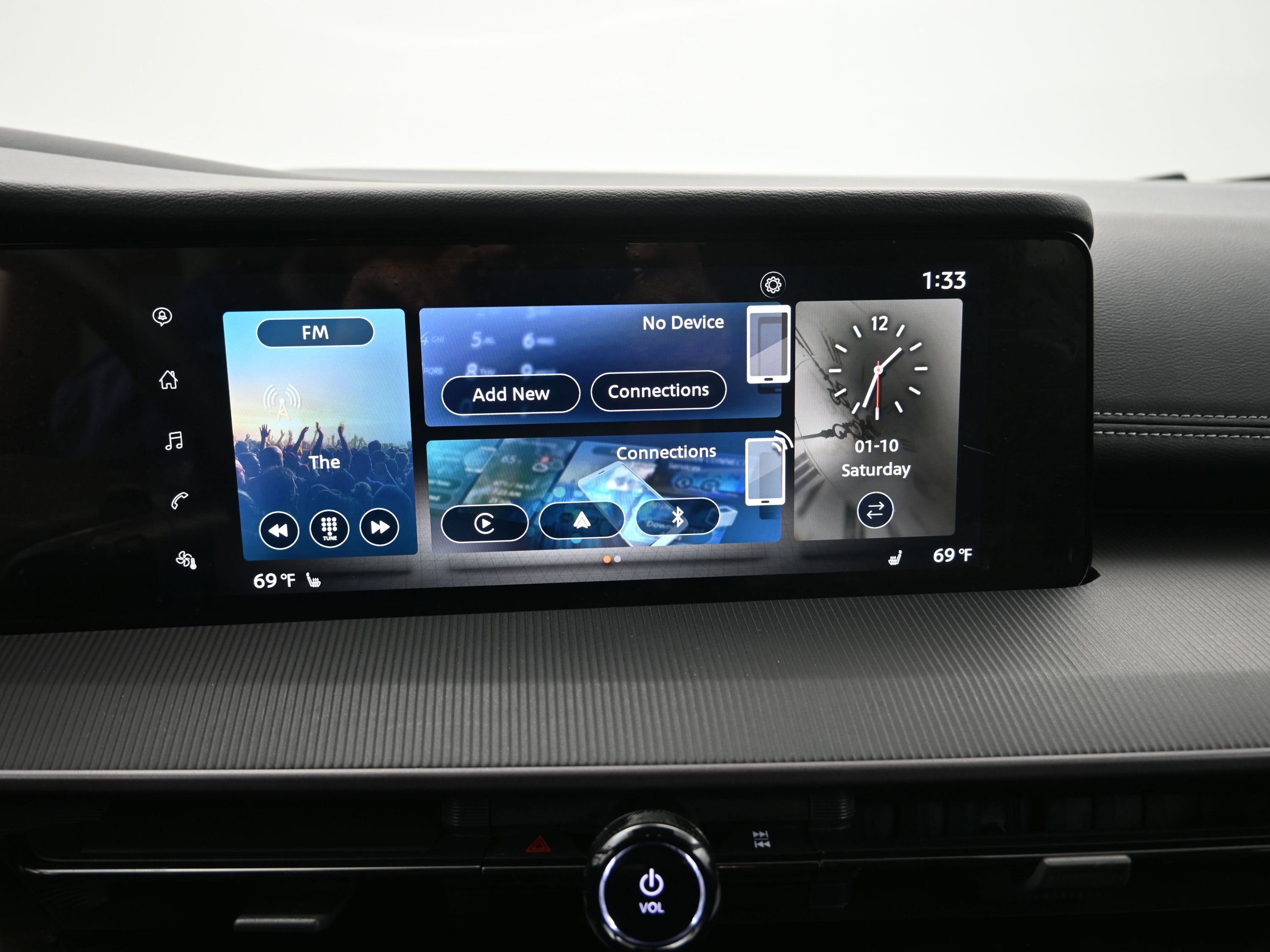 Certified 2025 Nissan Murano SV image 11