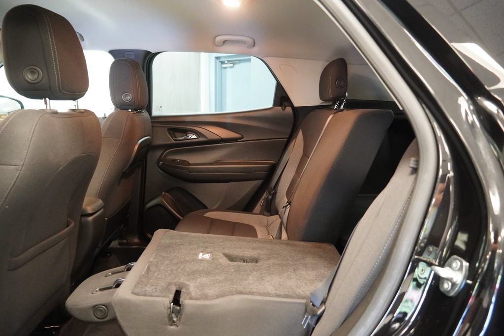 Used 2023 Chevrolet TrailBlazer LT w/ Convenience Package FWD image 26