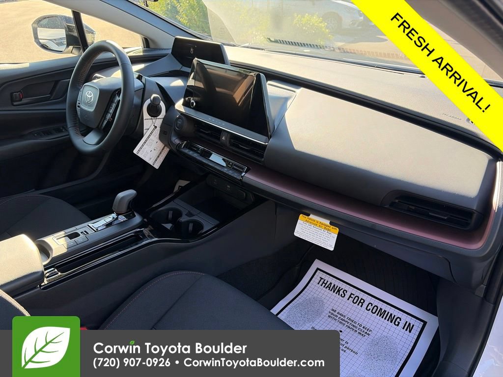 New 2027 Toyota Prius Plug-In Hybrid FWD image 14