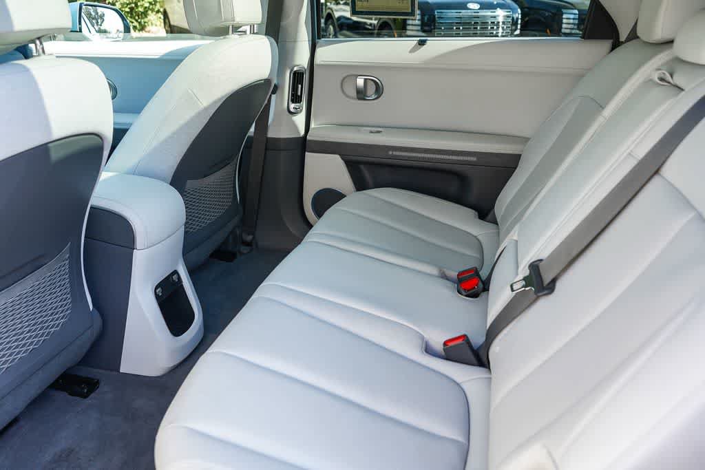 Certified 2024 Hyundai Ioniq 5 Limited RWD image 17