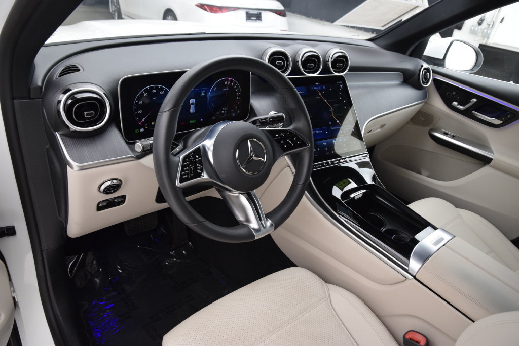 Certified 2025 Mercedes-Benz GLC 350e 4MATIC image 20