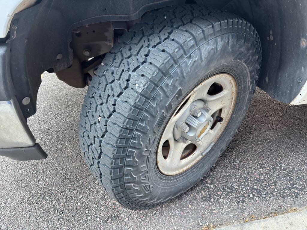 Used 2000 Chevrolet Silverado 1500 4x4 Extended Cab image 19