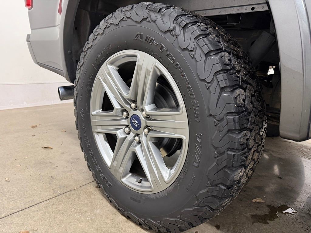 Used 2019 Ford F150 Lariat w/ Equipment Group 502A Luxury image 10