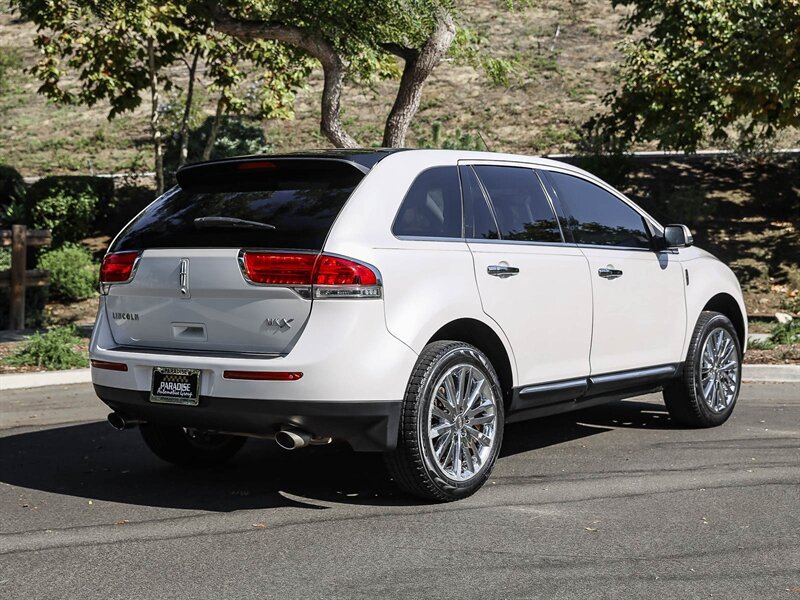 Used 2014 Lincoln MKX FWD w/ Equipment Group 102A image 6