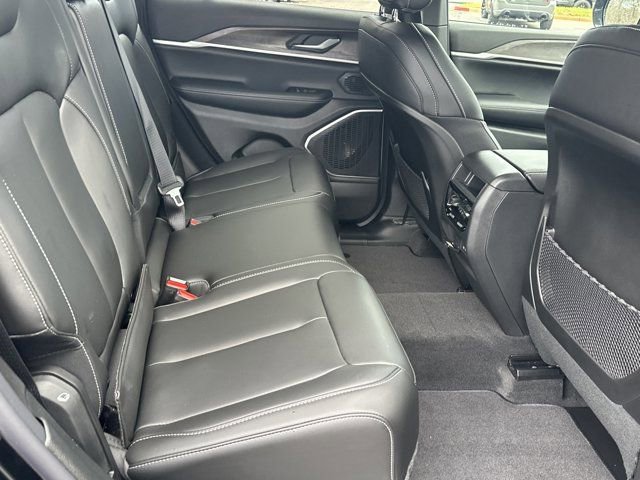 New 2026 Jeep Grand Cherokee Limited image 15