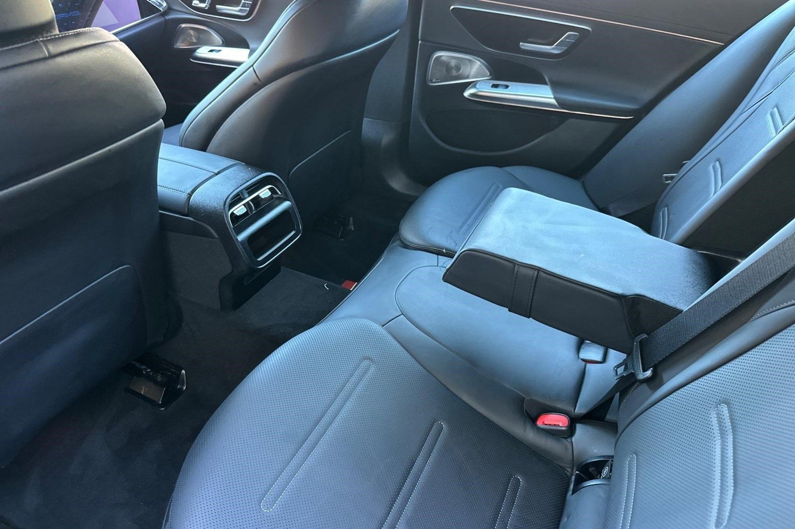 Used 2025 Mercedes-Benz E 53 AMG e 4MATIC Sedan image 29