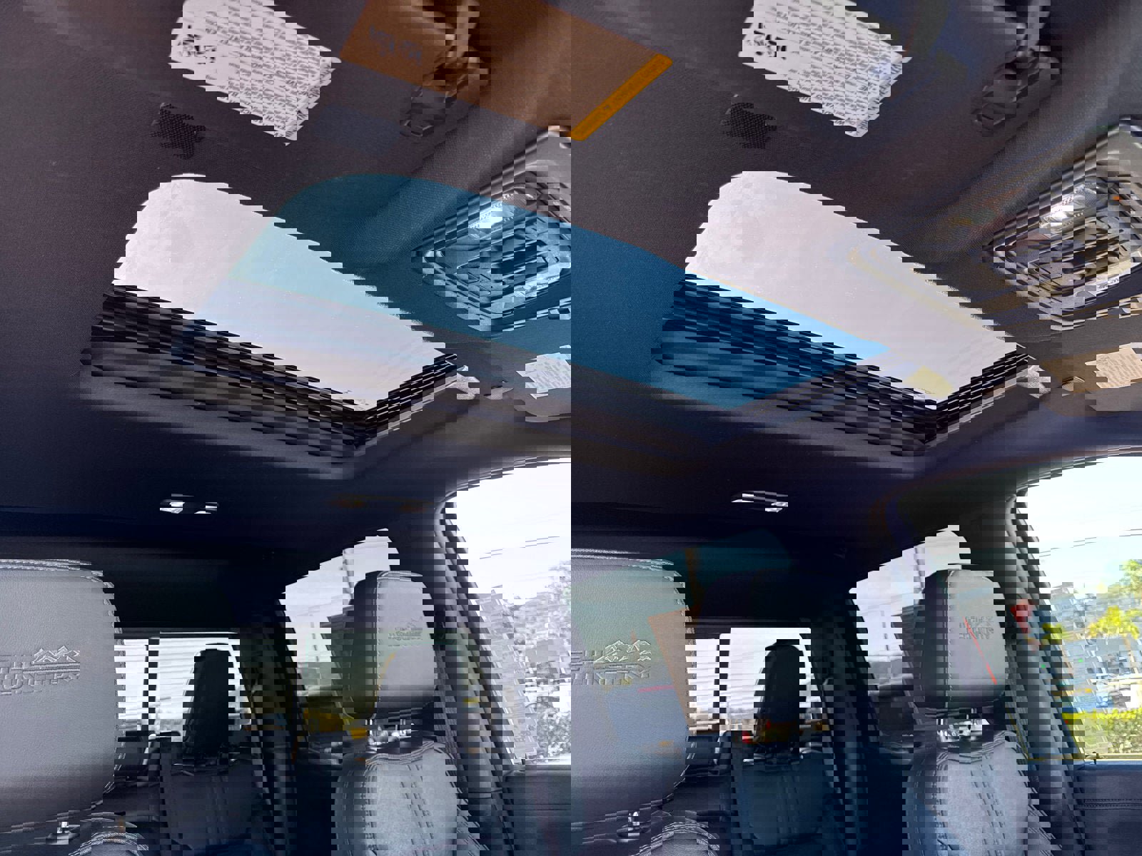 Certified 2021 Chevrolet Silverado 1500 High Country w/ Technology Package image 16